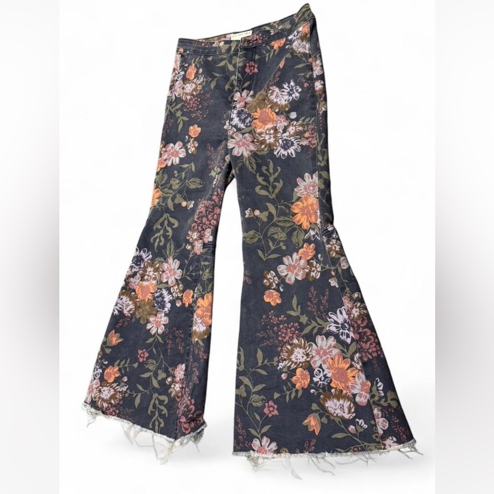 Free People We The Free Youthquake Floral Flare Jeans 27 Boho 70s Bell Bottom